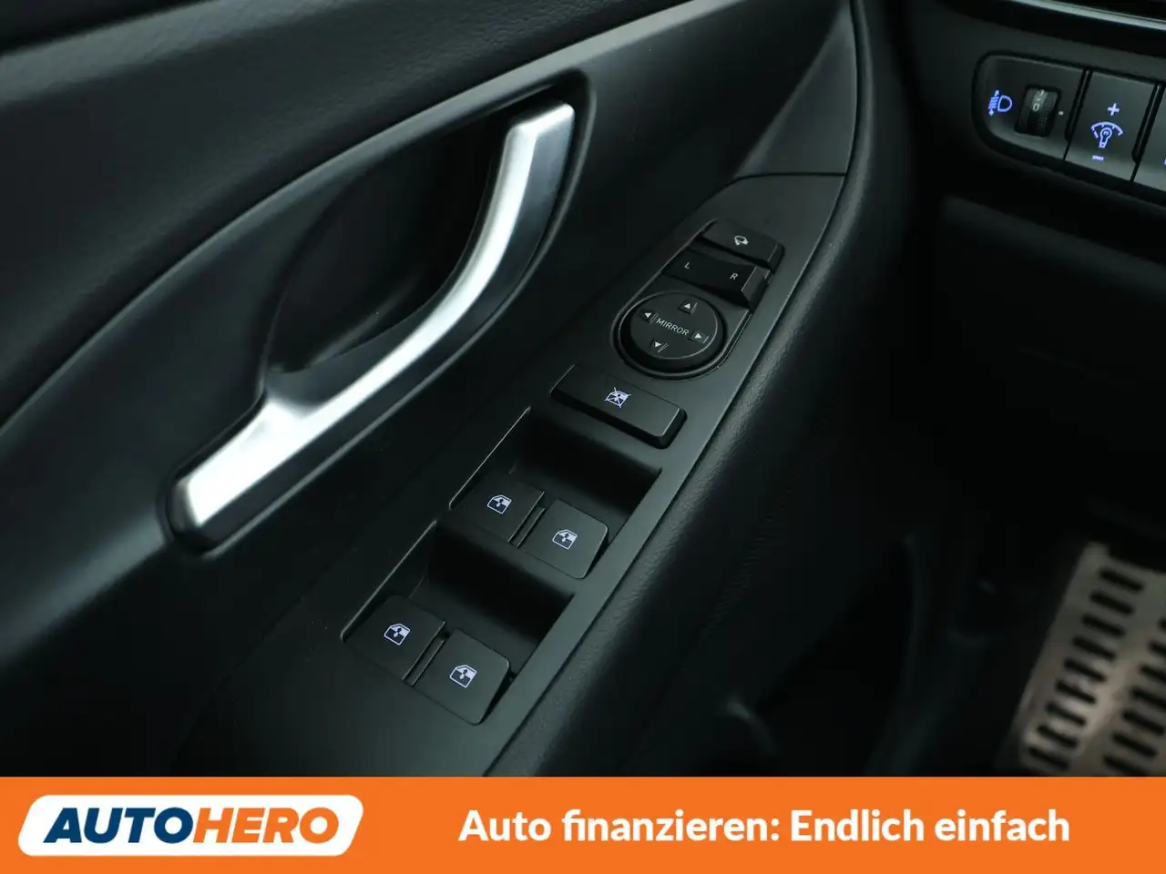 Hyundai i30 1.5 T-GDI Mild-Hybrid N Line Aut*NAVI*LED*ACC*CAM* — Galería del vehículo 30