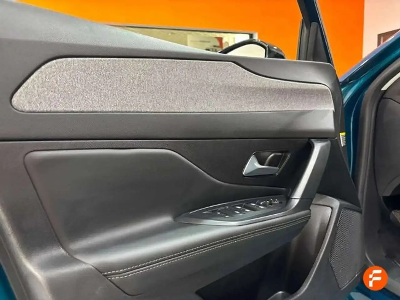 Peugeot 308 1.2 PureTech S&S Allure 130 — معرض صور السيارة 17