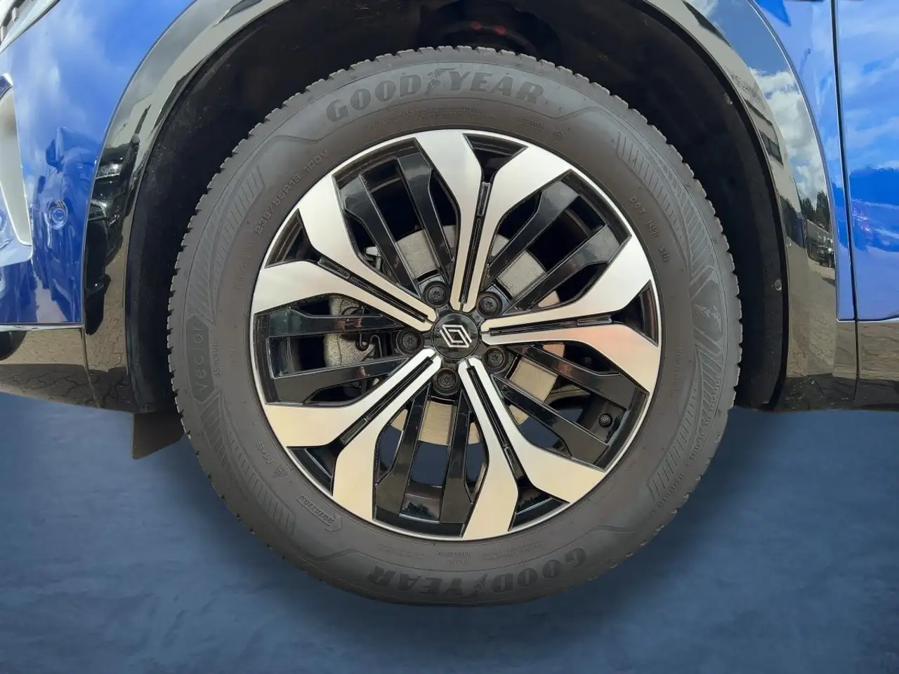 Renault Austral EVOLUTION TCe 160 AUTOMATIK SITZHEIZUNG — معرض صور السيارة 22