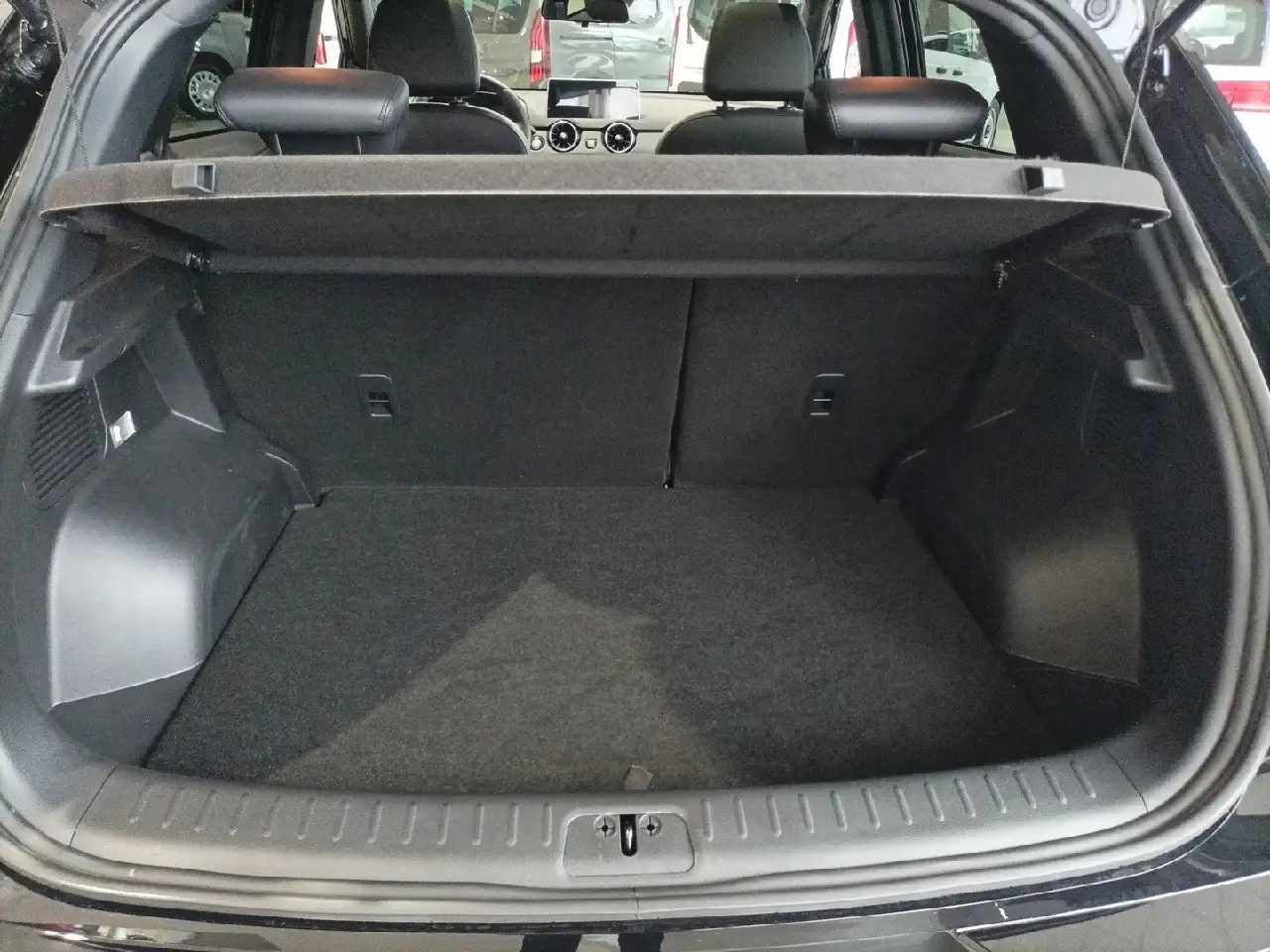 DFSK Seres 3 S2 — Galería del vehículo 7
