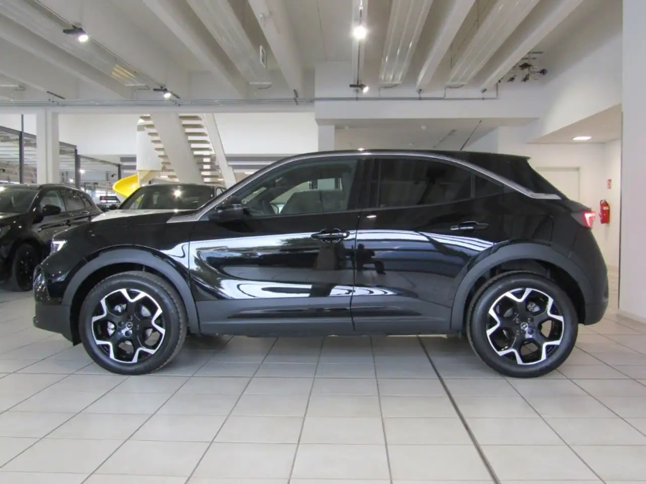 Opel Mokka 1.2 ULTIMATE NAV BT APP KLIM TEMP KAM — Vehicle gallery 3