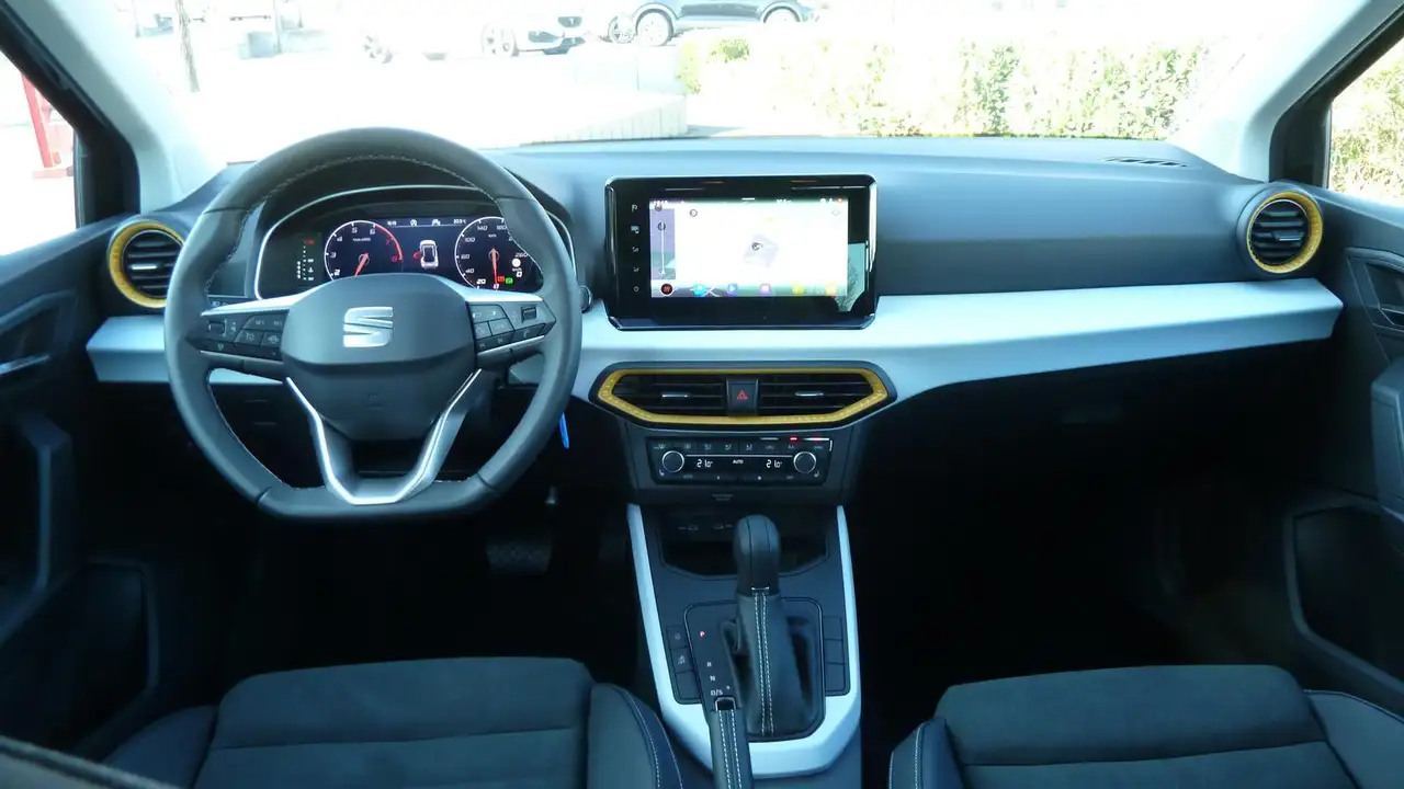 SEAT Arona Seat Arona Style XL NAVI/DSG/LED/SHZ/2-Z KLIMA/ — معرض صور السيارة 15
