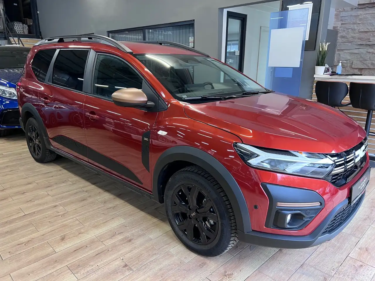 Dacia Jogger Extreme/Rollstuhlumbau/Kamera/Apple CarPl — Vehicle gallery 3