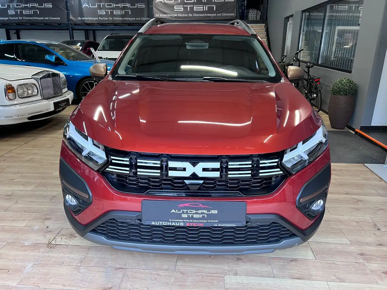 Dacia Jogger Extreme/Rollstuhlumbau/Kamera/Apple CarPl — Vehicle gallery 2