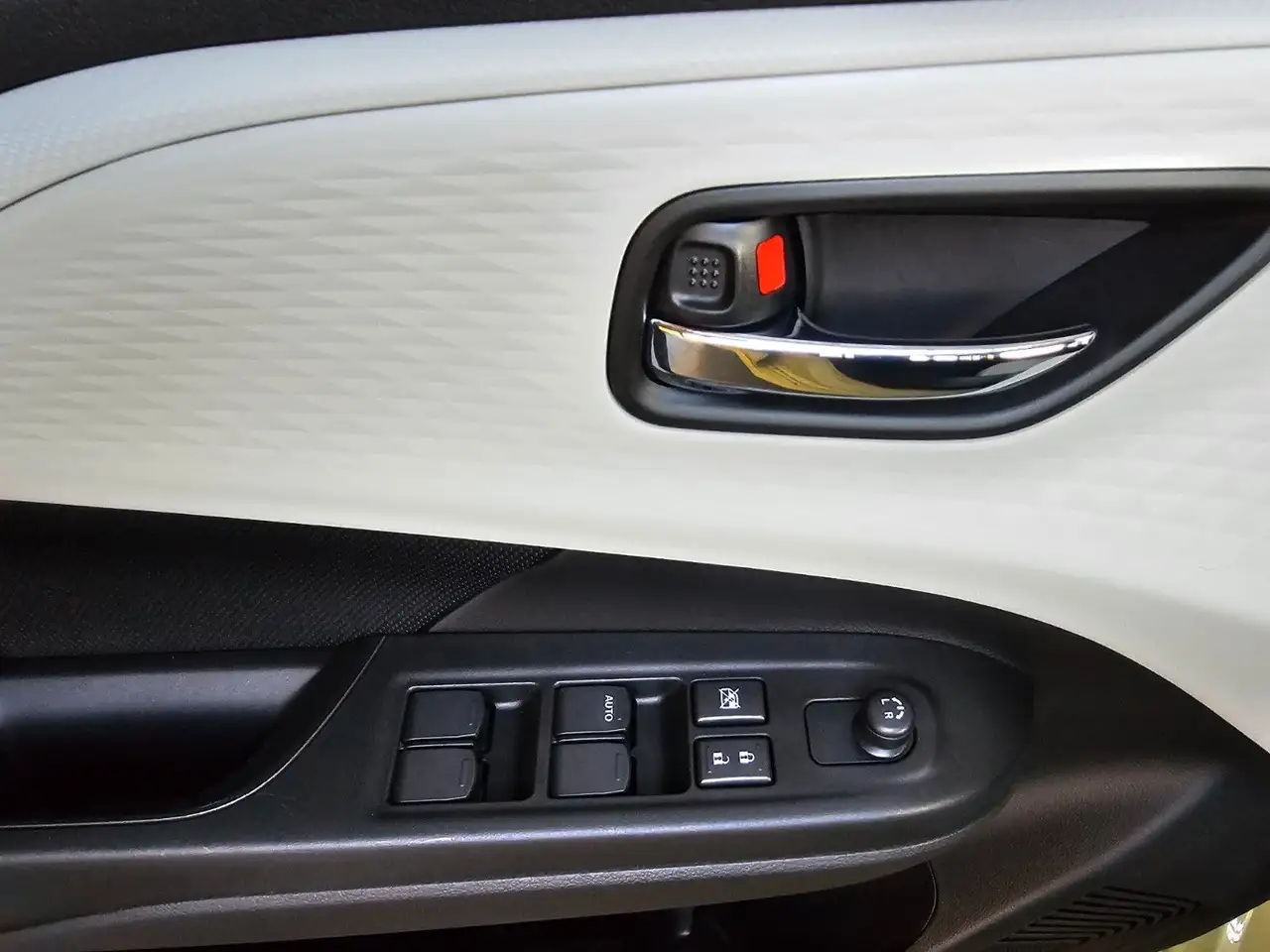 Suzuki Swift 1.2 DUALJET HYBRID Navi Kamera DAB LED ACC — معرض صور السيارة 13