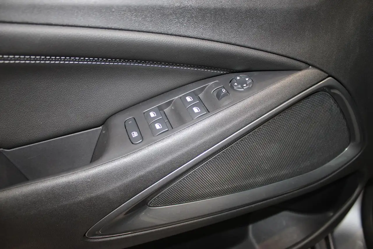 Opel Crossland 1.2 Aut. Elegance NAVI, ERGOSITZ,DAB,TEMP,RFK — معرض صور السيارة 17