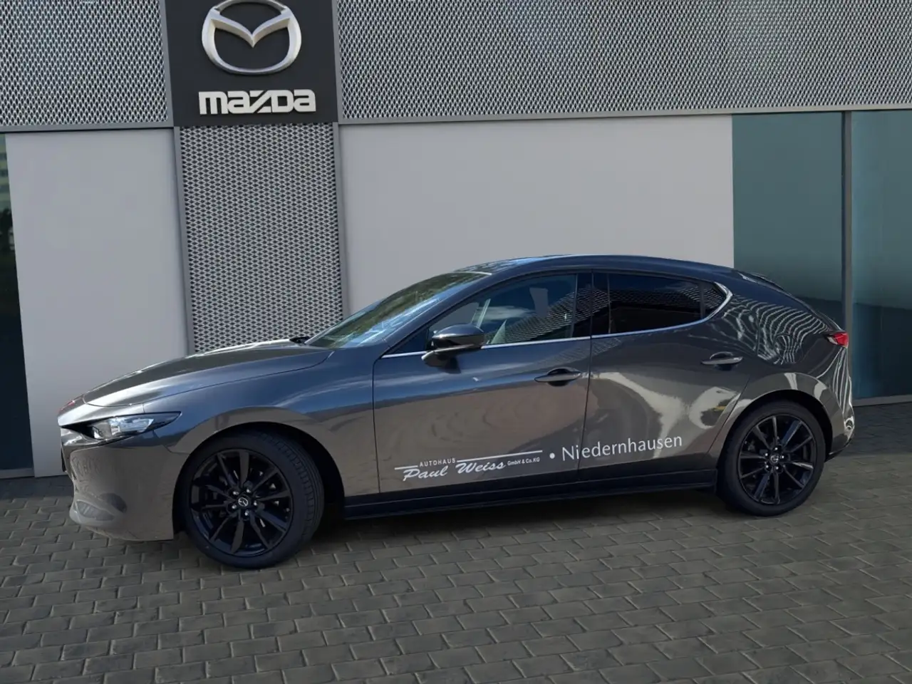 Mazda 3 e-SKYACTIV-G 140 FWD 6AT HOMURA — Galería del vehículo 2