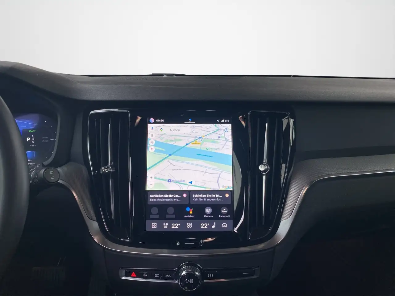 Volvo V60 Kombi T8 Plus Dark Recharge WiPa*DAB*LED*Navi — Galería del vehículo 11
