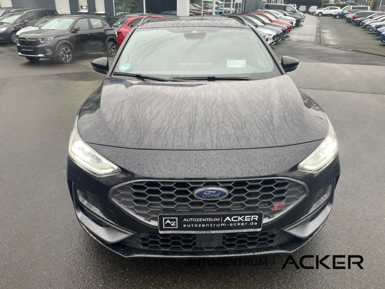 Ford Focus ST X Turnier 2.3 AT. Pano/aAHK/ACC -34%* — Galería del vehículo 4