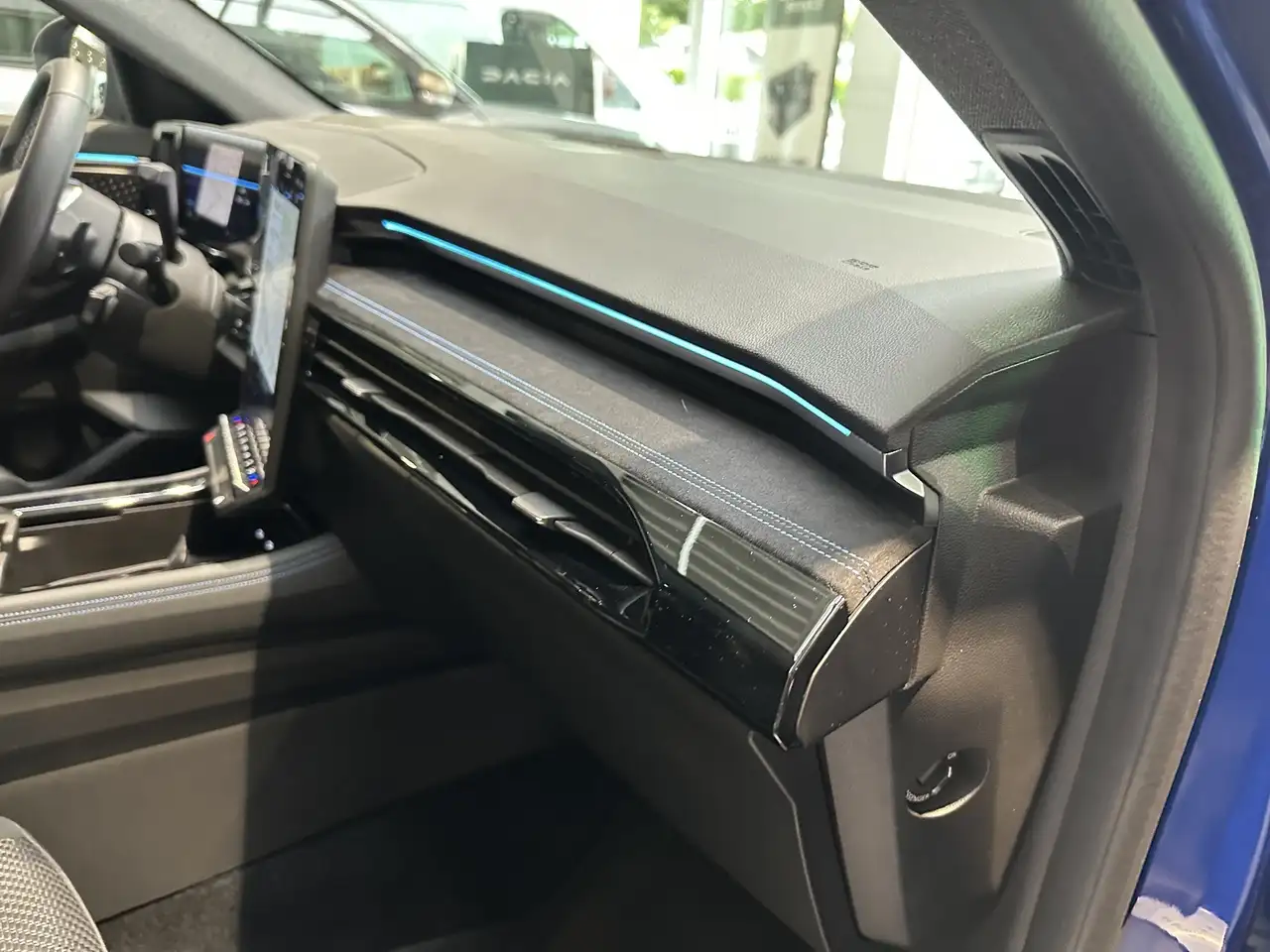 Renault Austral Iconic Esprit Alpine Mild Hybrid 160 — Galería del vehículo 12