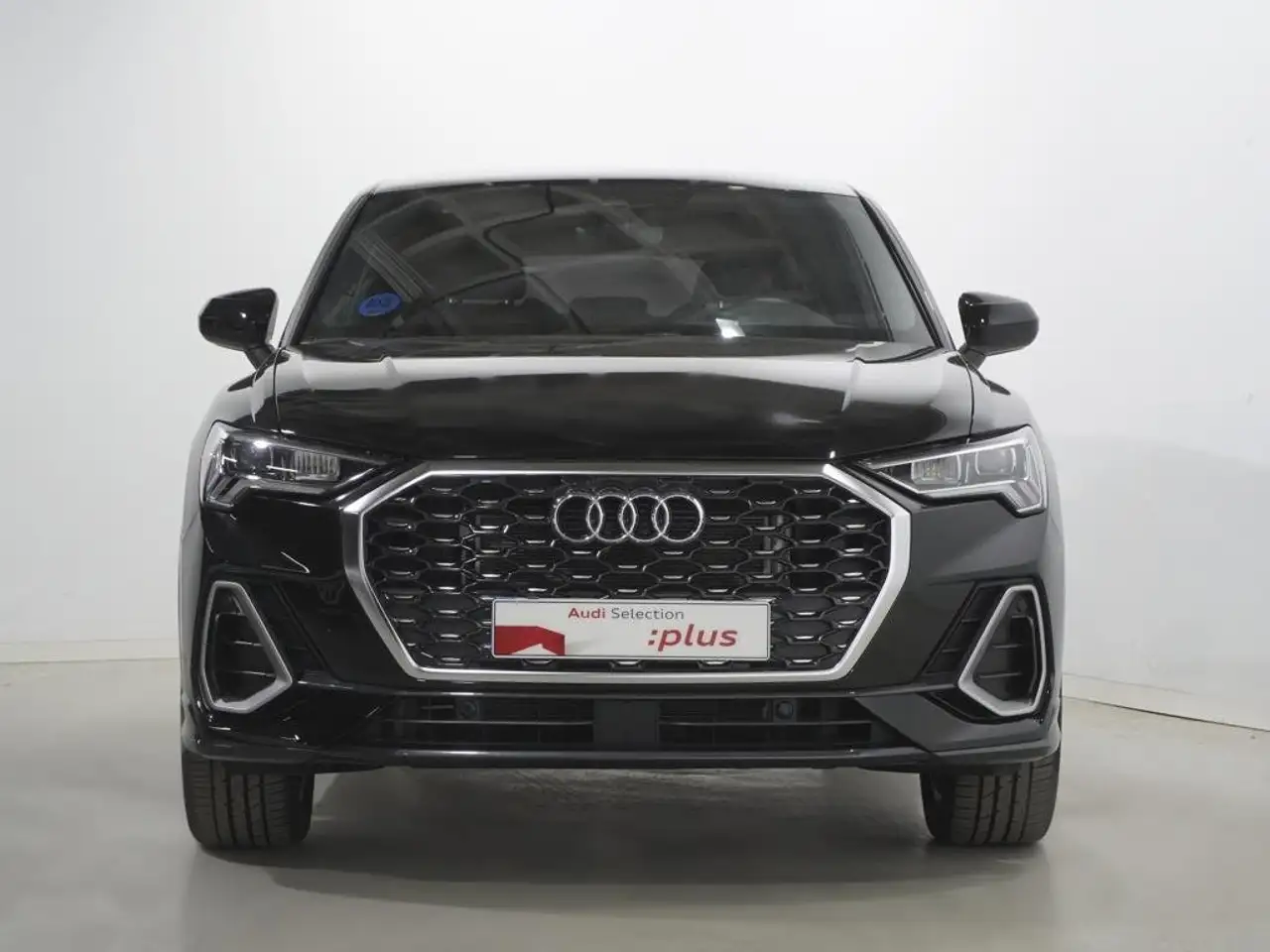 Audi Q3 Sportback 45 TFSIe S line S-tronic — Galerie du véhicule 2