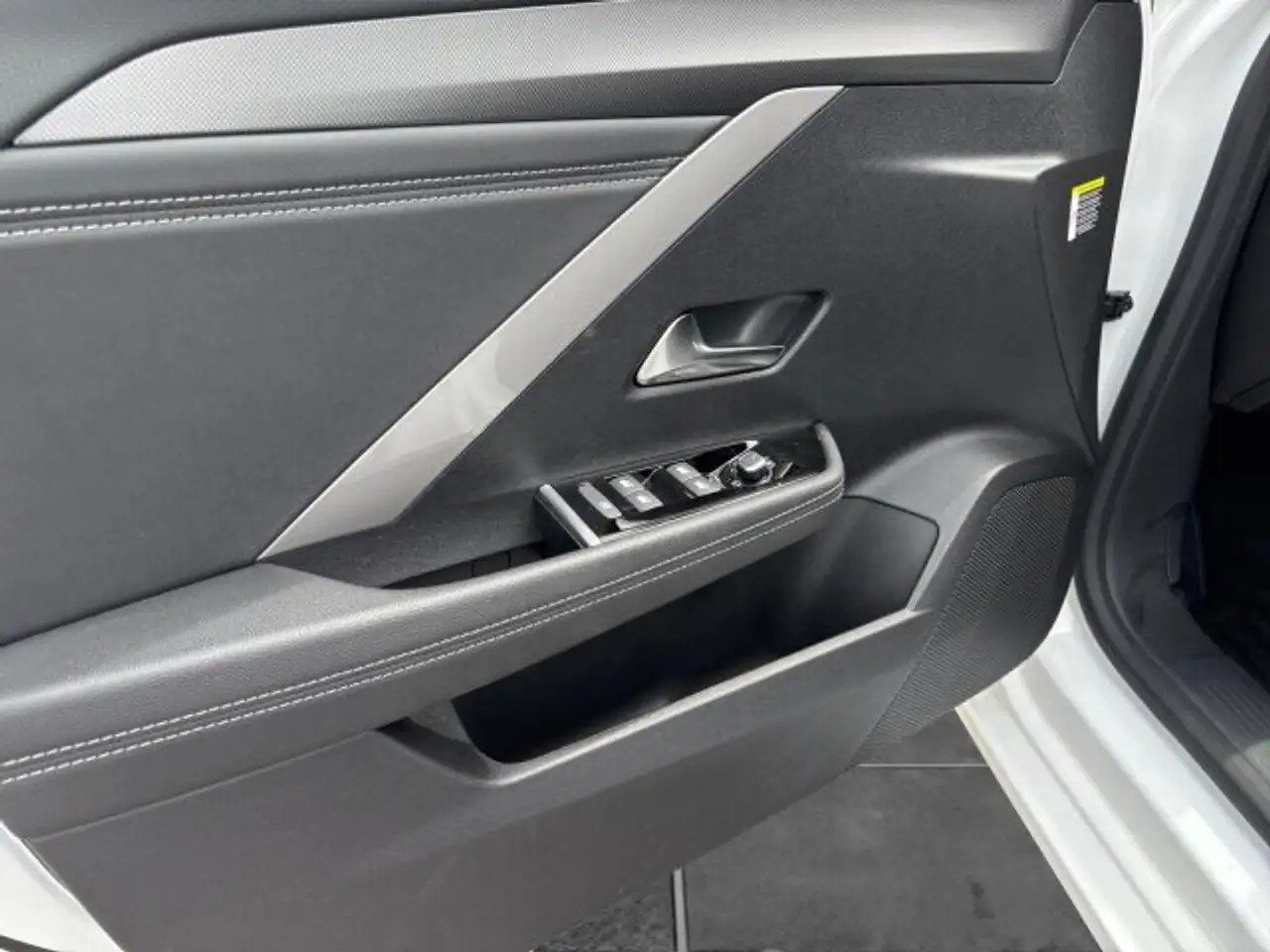 Opel Astra *Astra L ST GS Automatik +Allwetter+360°Kamera+SHZ+ — Galería del vehículo 7