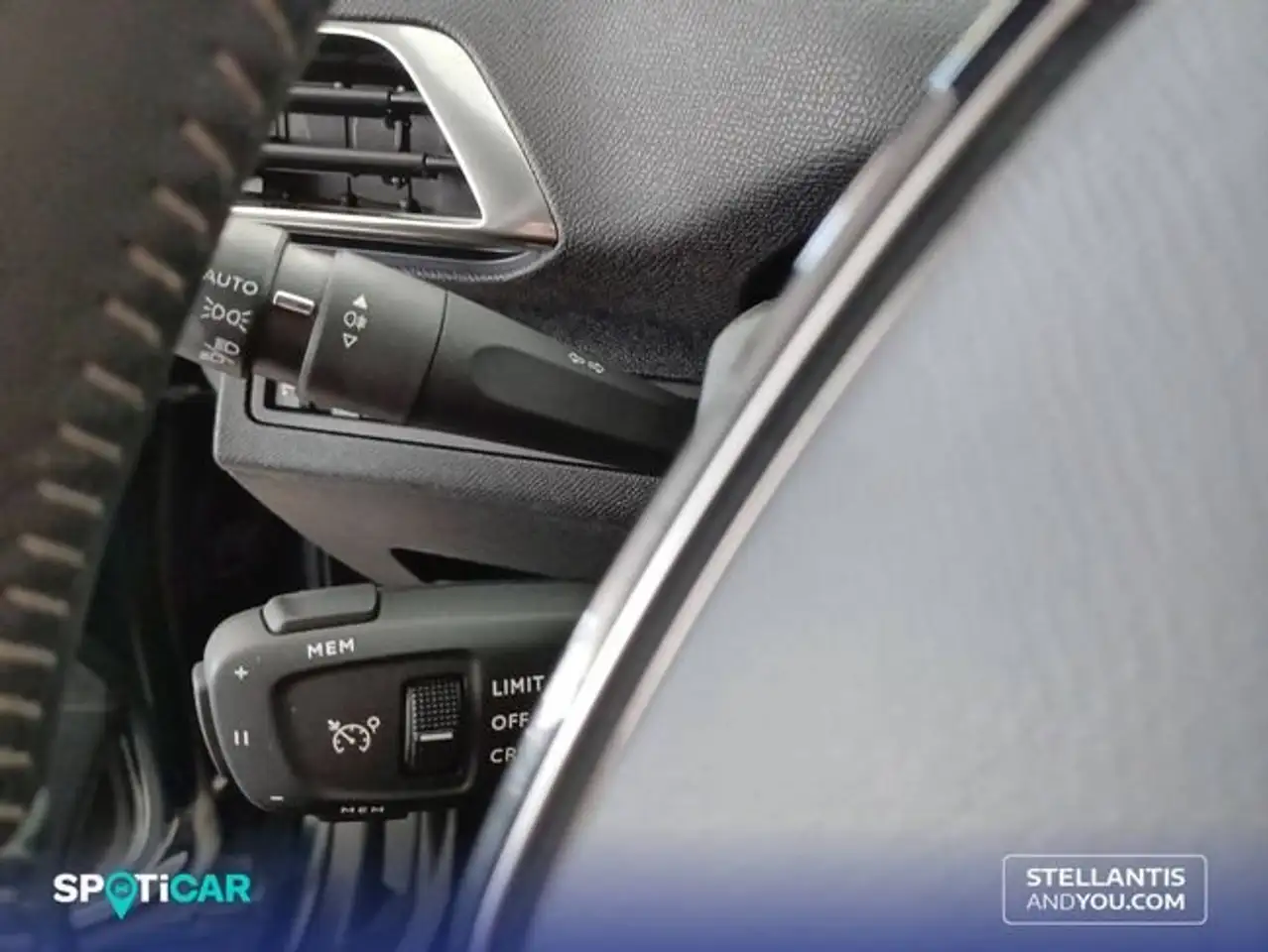 Peugeot 3008 1.2 PureTech S&S Allure 130 — معرض صور السيارة 18