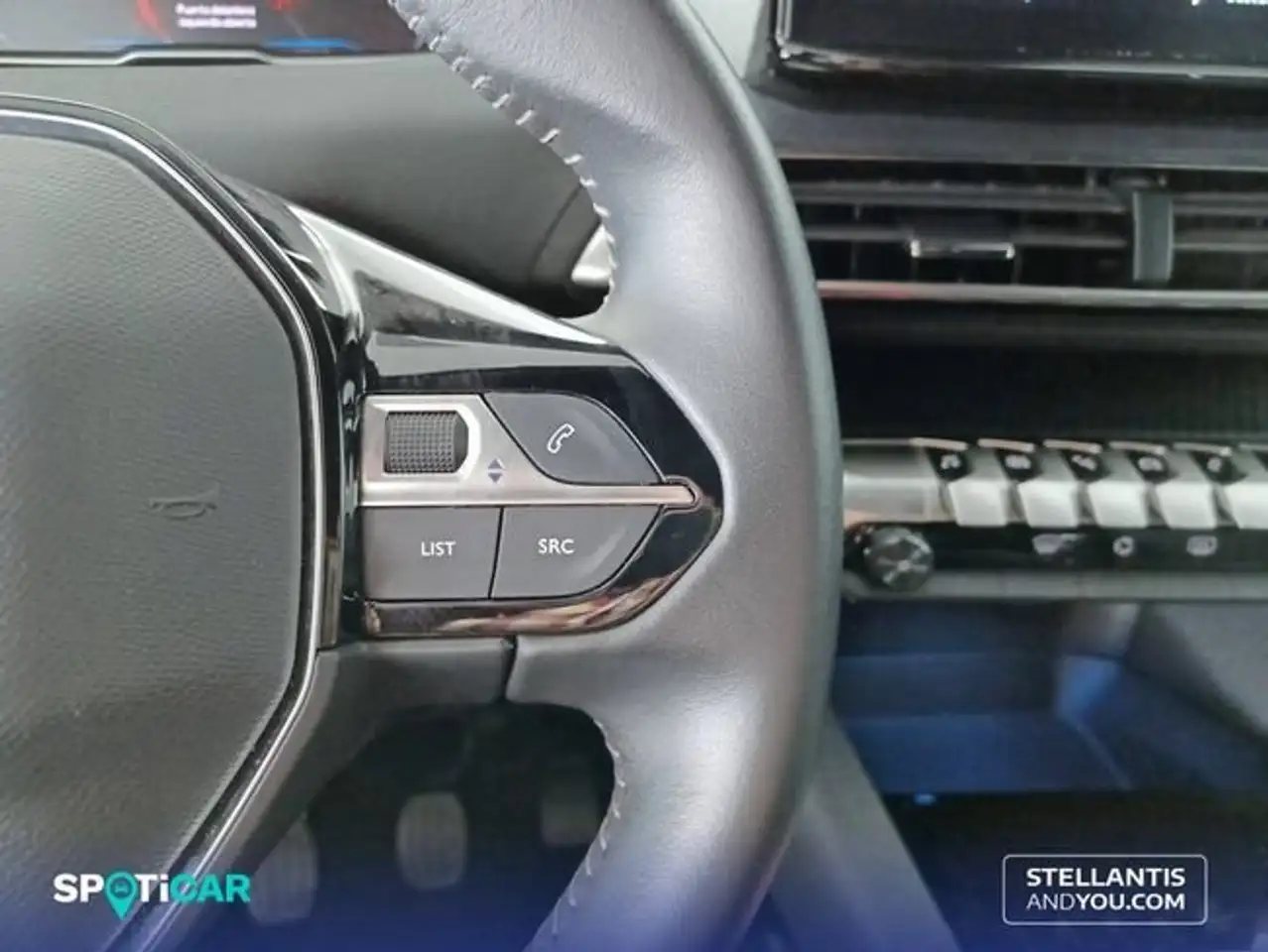 Peugeot 3008 1.2 PureTech S&S Allure 130 — معرض صور السيارة 14