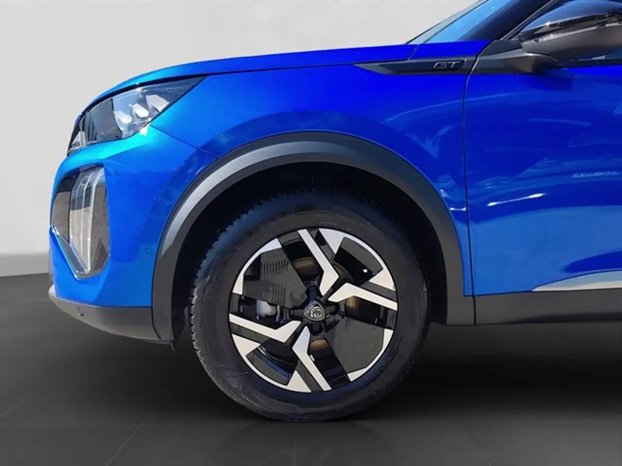 Peugeot 2008 GT EAT8 ALLWETTER ACC SCHIEBEDACH NAVI KAMERA — Galerie du véhicule 7