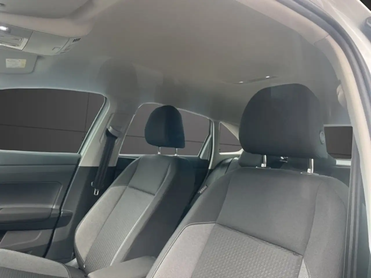 Volkswagen Taigo 1.0TSI *Life*LED+RFK+GJR+Stzhzg+ — Galería del vehículo 19