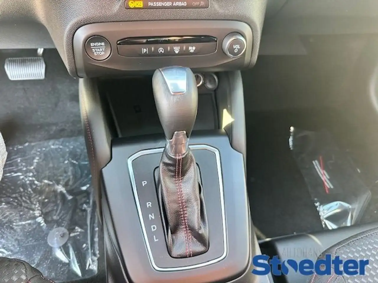Ford Focus 1.0 EcoBoost Mild-Hybrid ST-LINE X Navi di — معرض صور السيارة 10