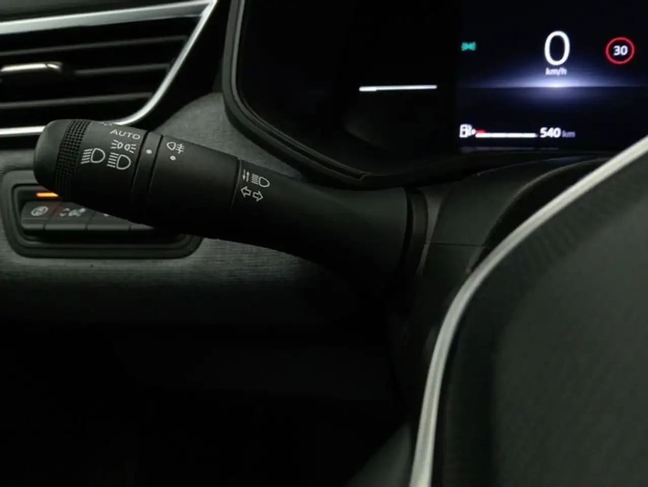 Renault Clio Evolution TCe 90 (67kw) — معرض صور السيارة 18
