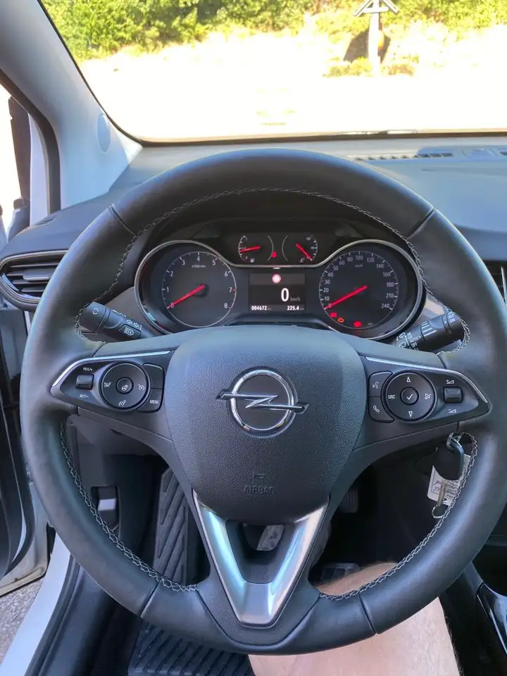 Opel Crossland 1.2 Turbo Elegance — Vehicle gallery 7