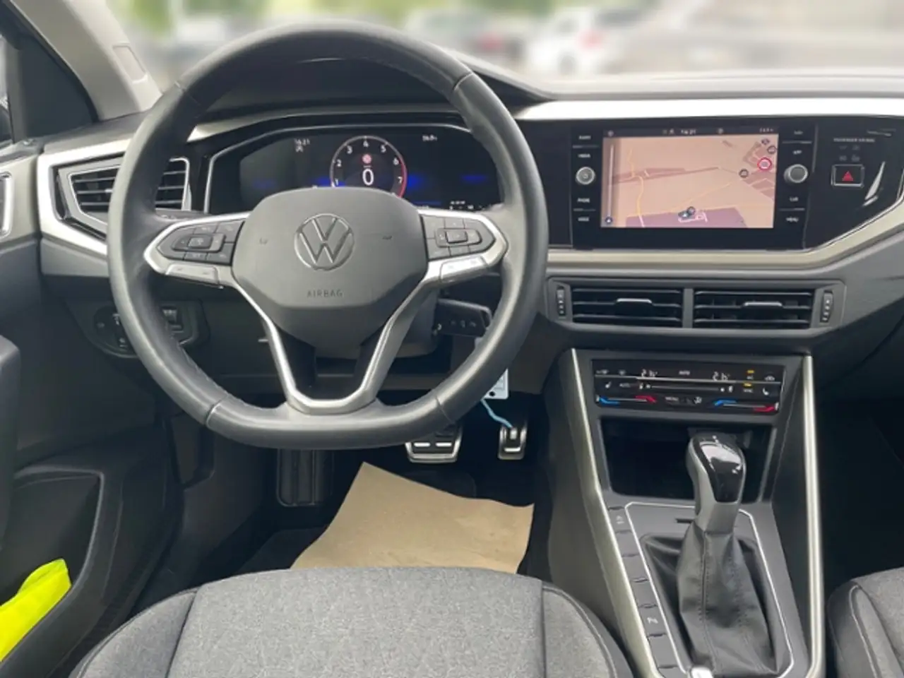 Volkswagen Taigo Move 1.0 TSI DSG KLIMA LED NAVI ALU — Galería del vehículo 14