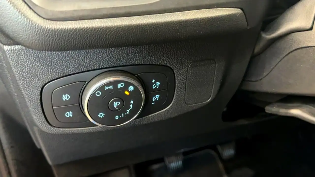 Ford Focus STLine 1.0T EcoBoost mHEV 92kW 125CV — Vehicle gallery 14