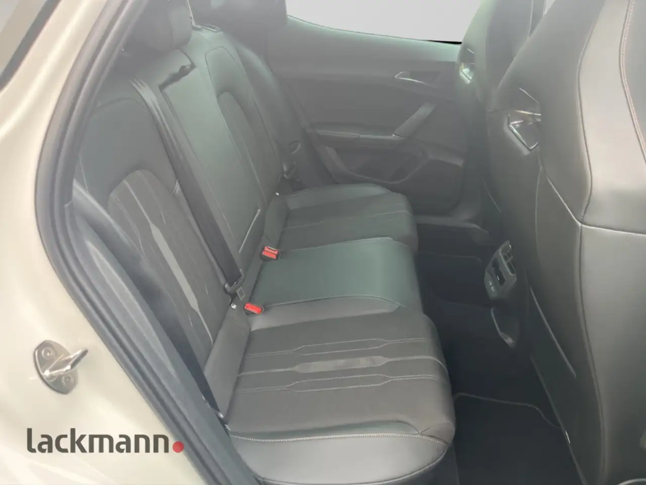 CUPRA Formentor 2.0 VZ 4Drive*Navi*LED*Winter*CarPlay* — Galerie du véhicule 18