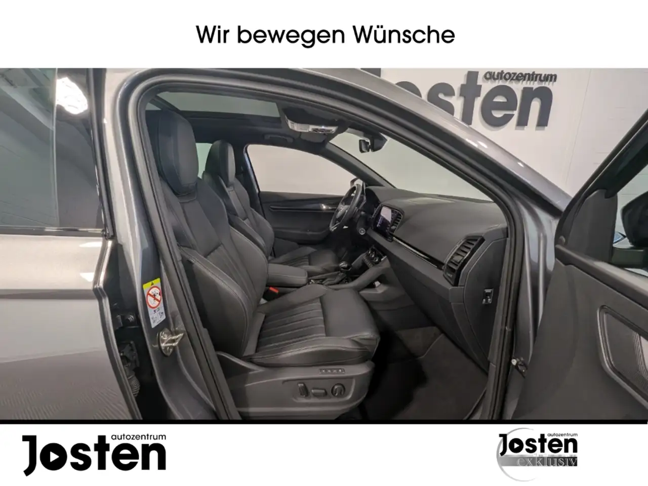 Skoda Karoq Sportline 2.0 TSI 4x4 MTRX Pano CarPlay 360° — Vehicle gallery 23