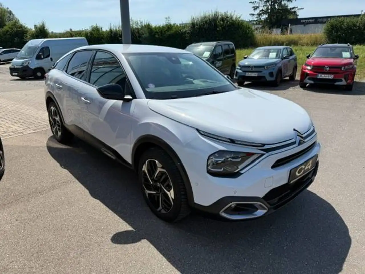 Citroen C4 Pure Tech 130 Max Automatik — Galería del vehículo 6