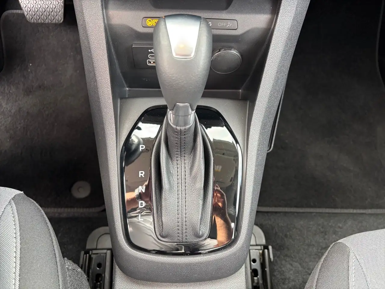 Ford Tourneo Courier 1.0 EcoBoost AUT. Titanium |AHK| — Vehicle gallery 33