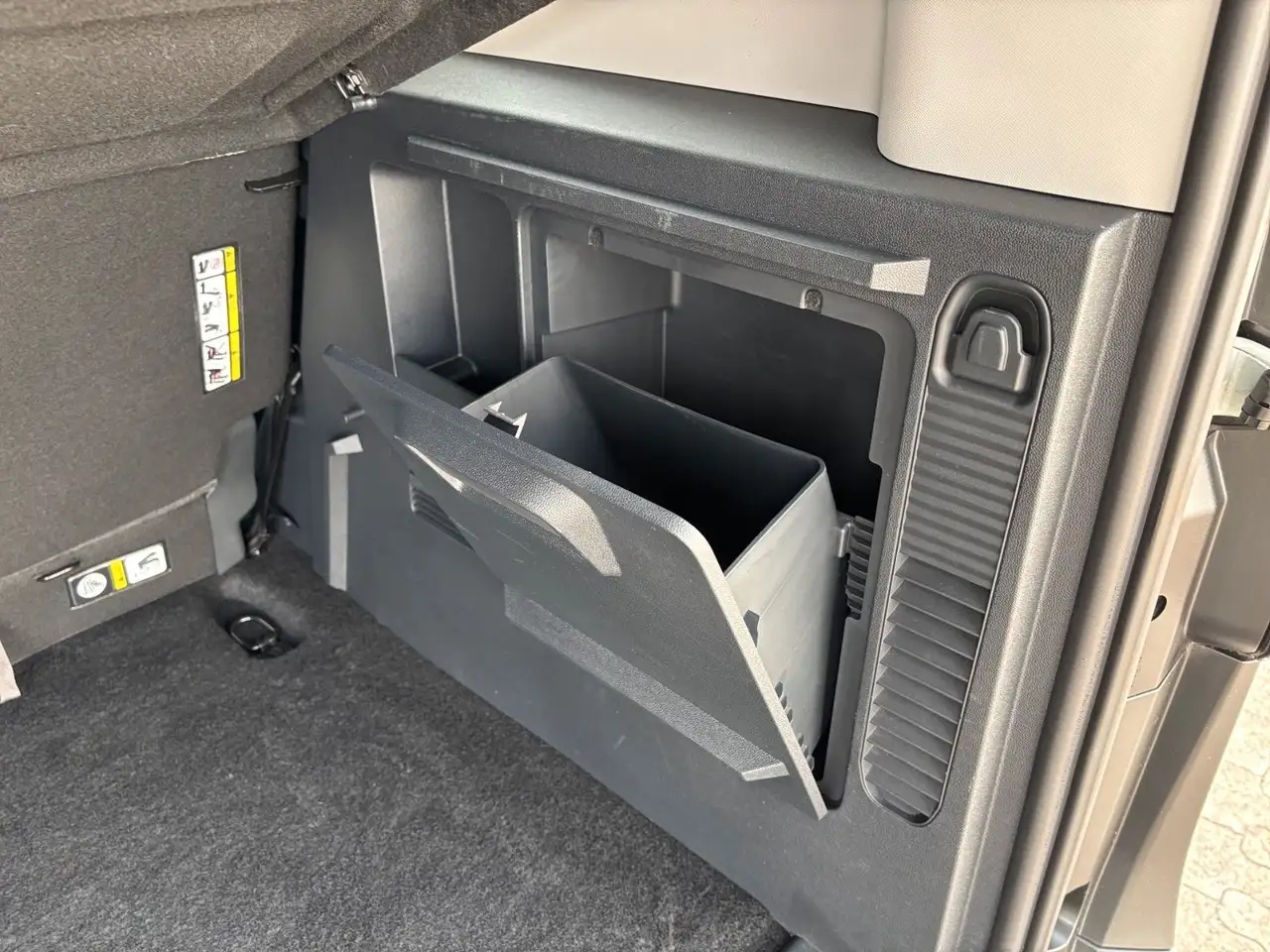 Ford Tourneo Courier 1.0 EcoBoost AUT. Titanium |AHK| — Vehicle gallery 26