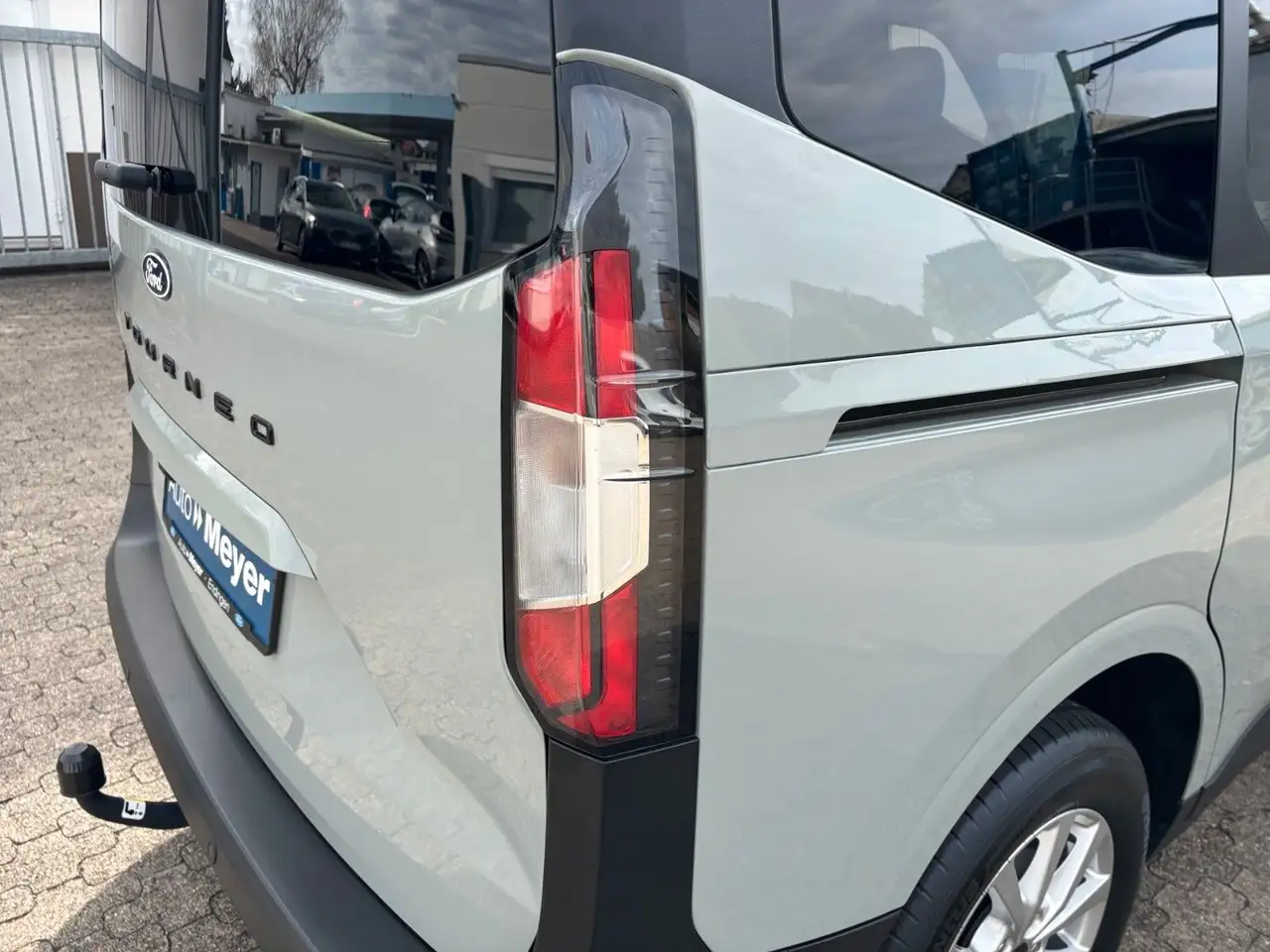 Ford Tourneo Courier 1.0 EcoBoost AUT. Titanium |AHK| — Vehicle gallery 12