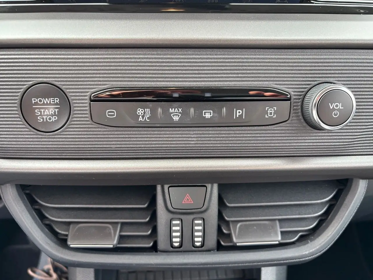 Ford Tourneo Courier 1.0 EcoBoost AUT. Titanium |AHK| — Vehicle gallery 31