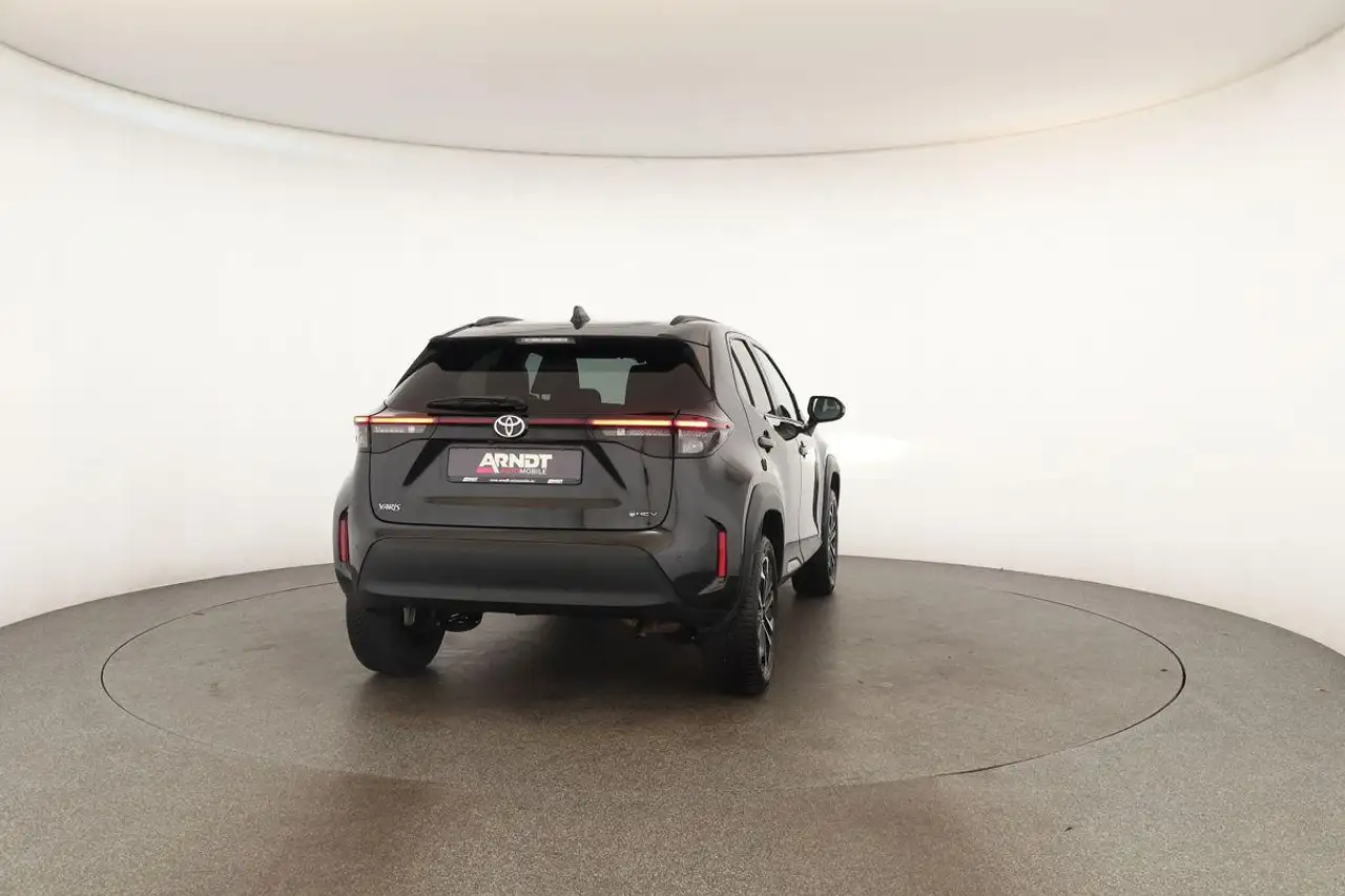 Toyota Yaris Cross CVT Team D LED Navi SHZ iACC Kam 17" — Galerie du véhicule 23