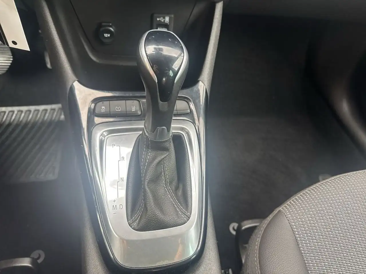 Opel Crossland Crossland 1.2 Automatik Elegance Paket — Galerie du véhicule 20