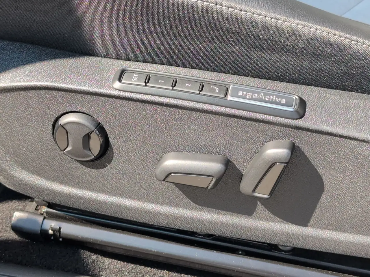 Volkswagen ID.3 Pro 414km/WLTP*ACC*Travel*Massage*Kessy — Galería del vehículo 22
