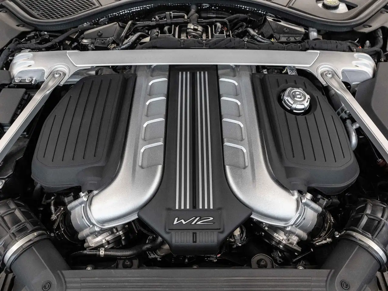 Bentley Continental New Continental GT Speed W12 von BENTLEY FRANKFURT — Galería del vehículo 22