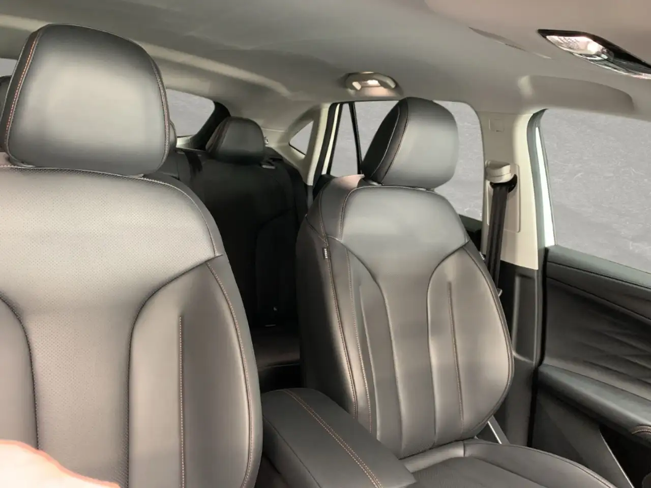 MG EHS Luxury MY24 360° Kamera SHZ Navi MG Pilot — معرض صور السيارة 12