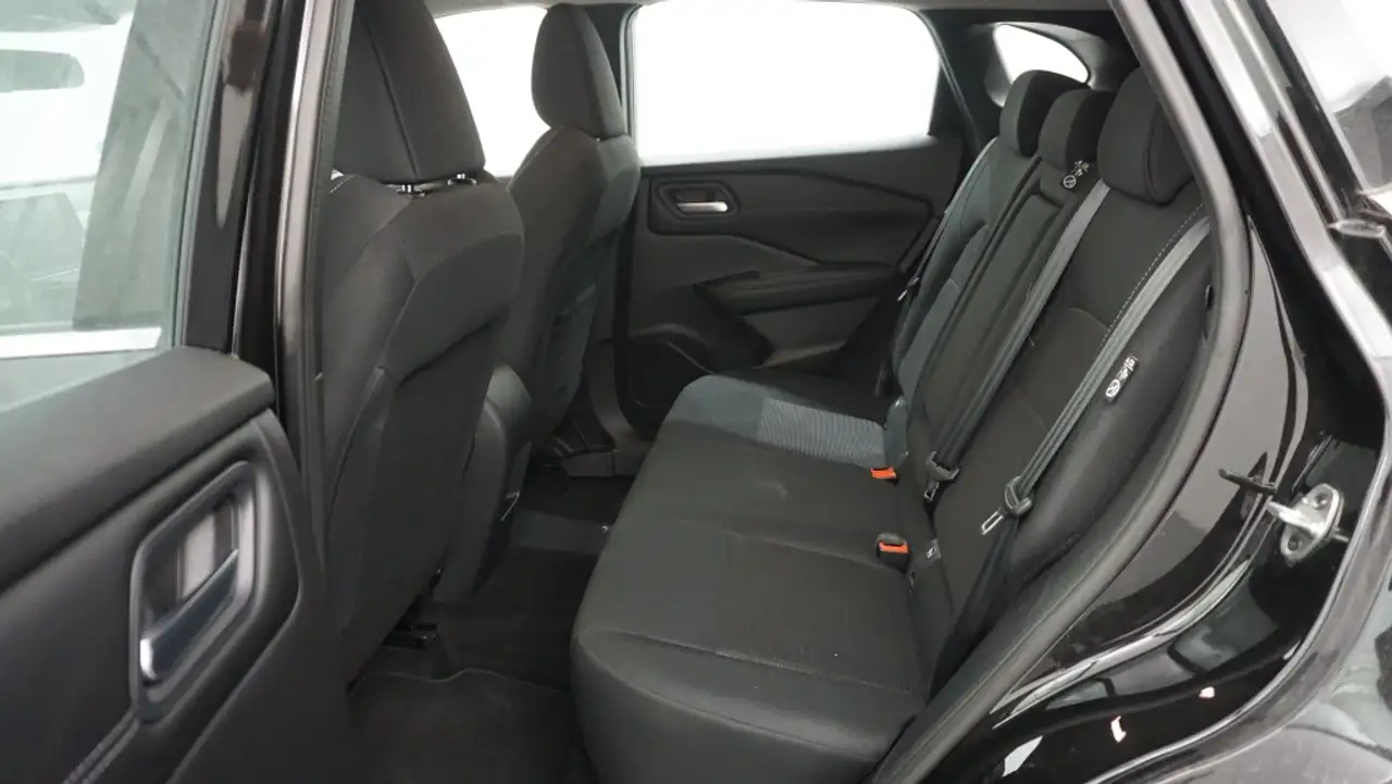 Nissan Qashqai 1.3 DIG-T MHEV 116KW ACENTA DCT 158 5P — Galería del vehículo 24