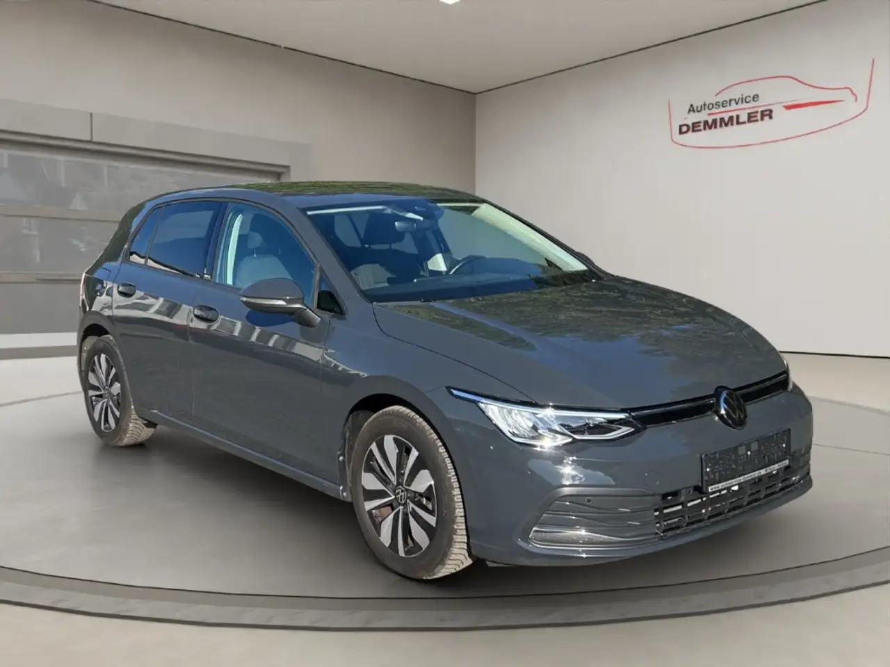 Volkswagen Golf VIII LED,ACC,Climatronic,App-Connect,Tempomat,PDC — Galerie du véhicule 3