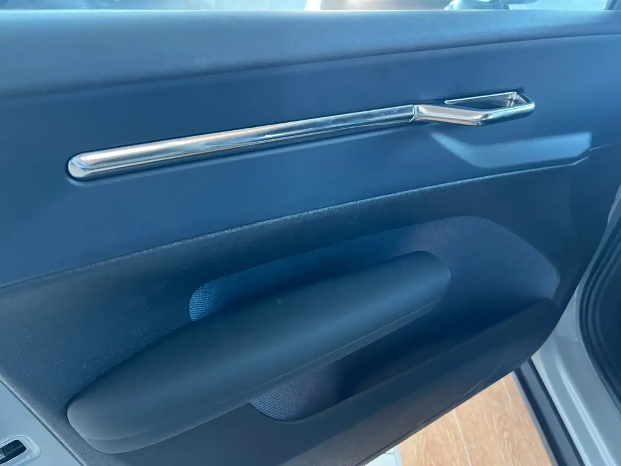 Volvo EX30 Single Core RWD — معرض صور السيارة 22