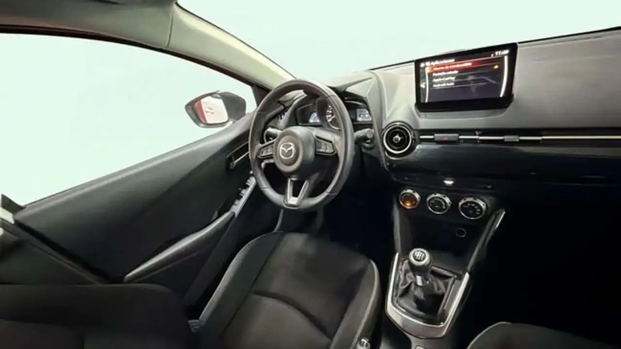 Mazda 2 1.5 e-Skyactiv G Center-Line 66kW — Galería del vehículo 11