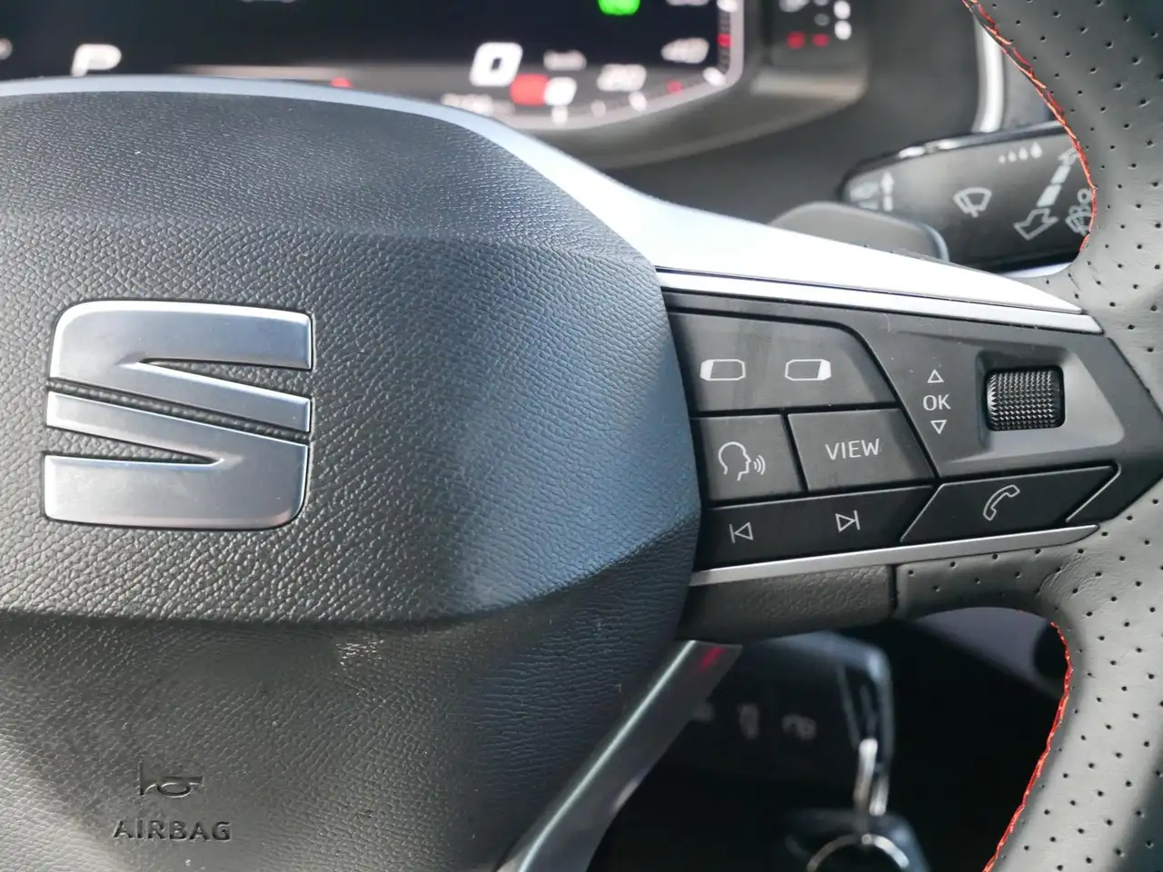 SEAT Ibiza FR-Line 1.0 TSI 7-Gang DSG LED+FULL LINK — Galerie du véhicule 15