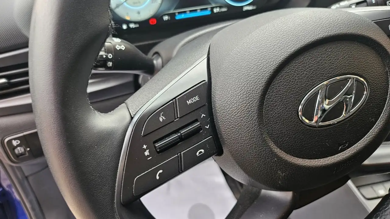 Hyundai BAYON 1.0 TGDI 74kW (100CV) 48V Maxx — Vehicle gallery 40