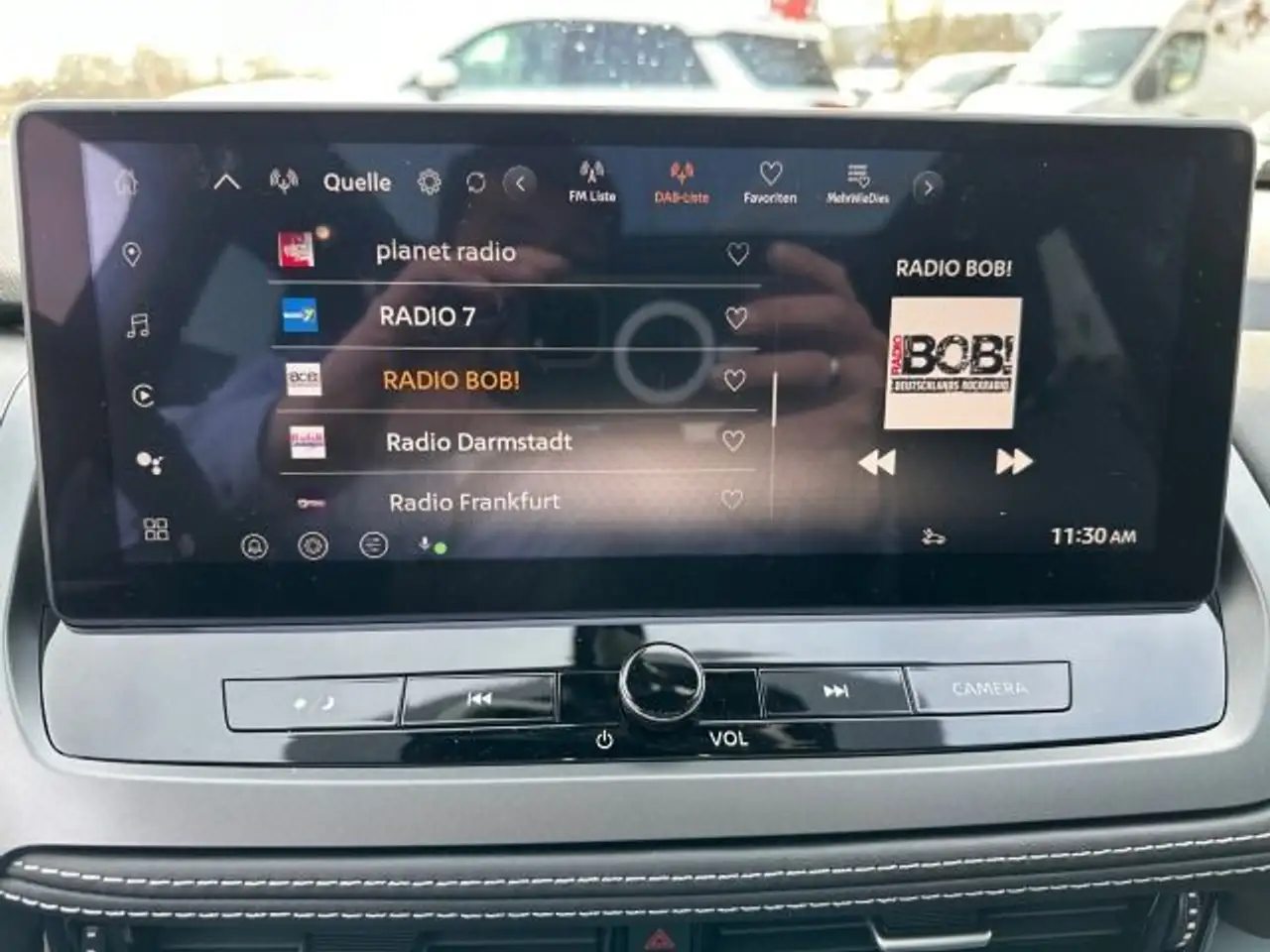 Nissan Qashqai 1,3DIG-T N-Connecta Automatik Panoramada — Vehicle gallery 13