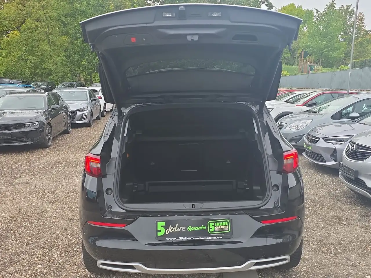 Opel Grandland 1.2 Turbo Ultimate *Rückfahrkamera* — Vehicle gallery 12