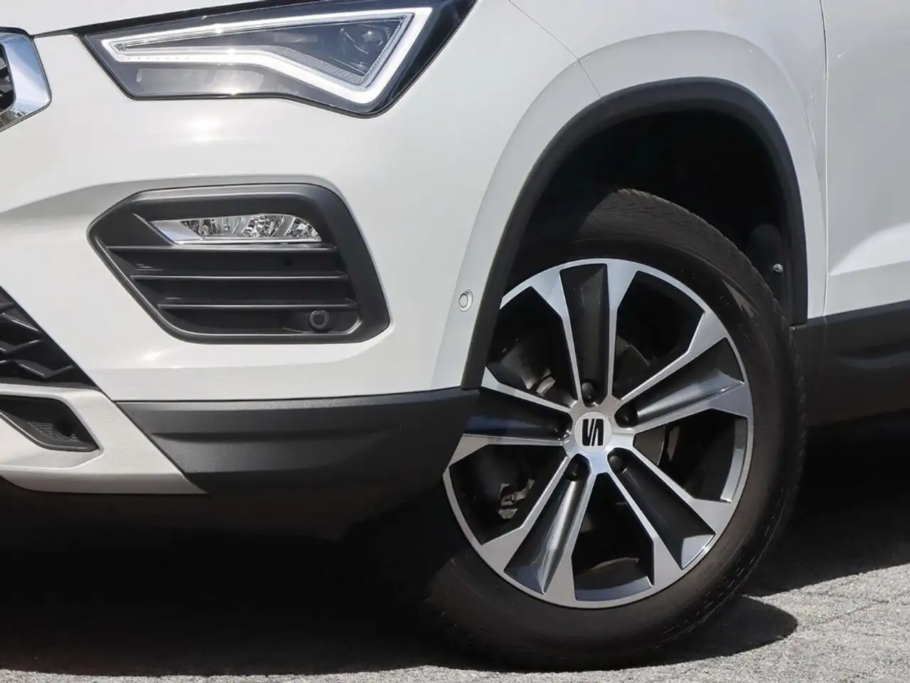 SEAT Ateca Style Edition 1.5 TSI ACT DSG LED/NAVI/ACC/RFK — Galería del vehículo 3