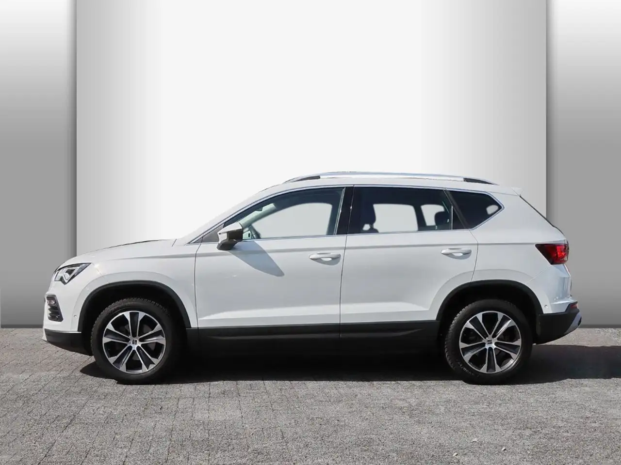 SEAT Ateca Style Edition 1.5 TSI ACT DSG LED/NAVI/ACC/RFK — Galería del vehículo 4