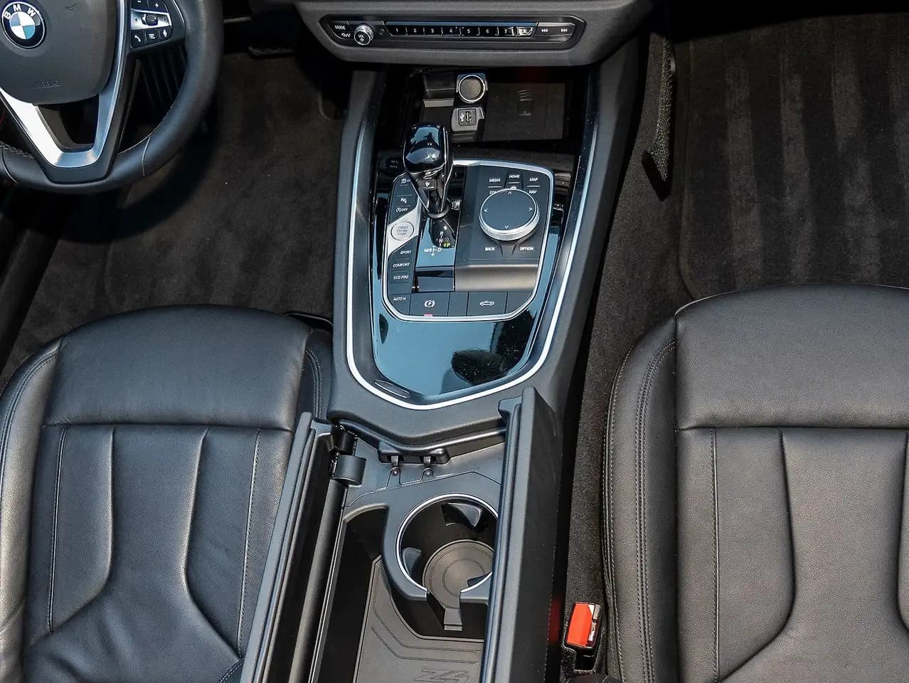 BMW Z4 sDrive20i Road. M Aerodynamikpaket LED SH Cam 1VB — Galería del vehículo 10