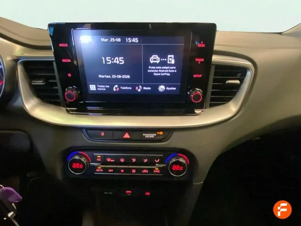 Kia XCeed 1.6 MHEV iMT Drive 100kW (136CV) — معرض صور السيارة 24
