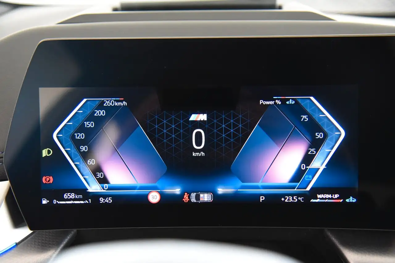 BMW 218 M Sport Pano HUD LED H&K DAB — Galería del vehículo 10